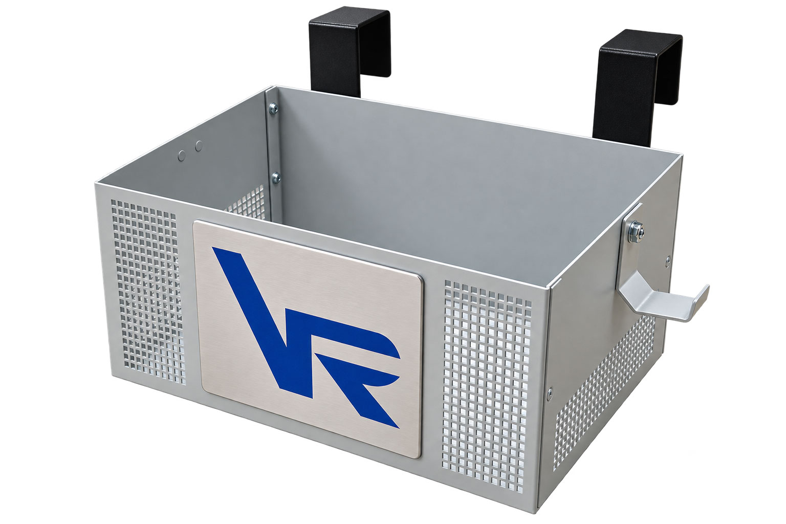 Student bespoke enclosure for VR headset