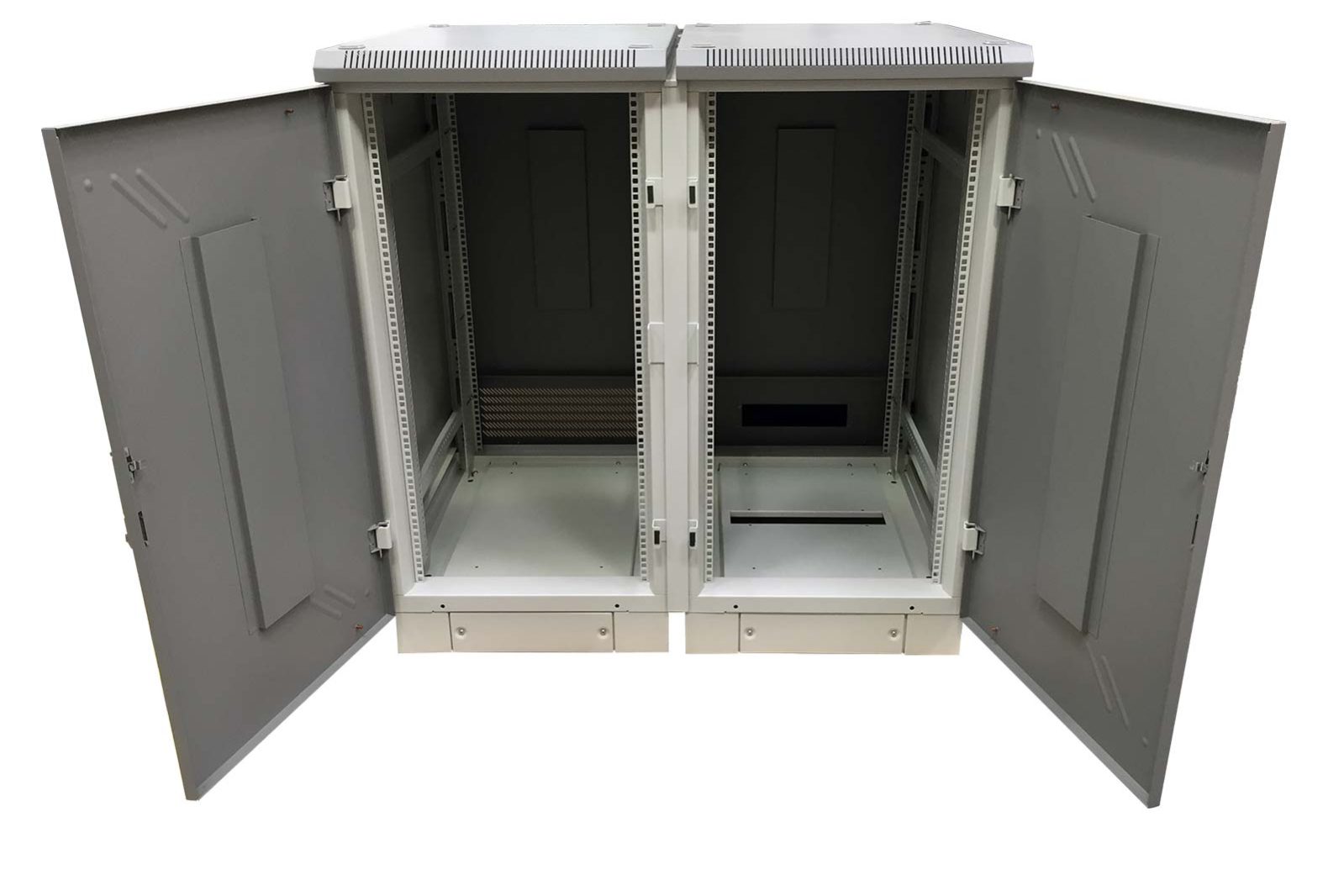 Imrak 19″ Cabinet by Verotec Imrak 19" Cabinet by Verotec
